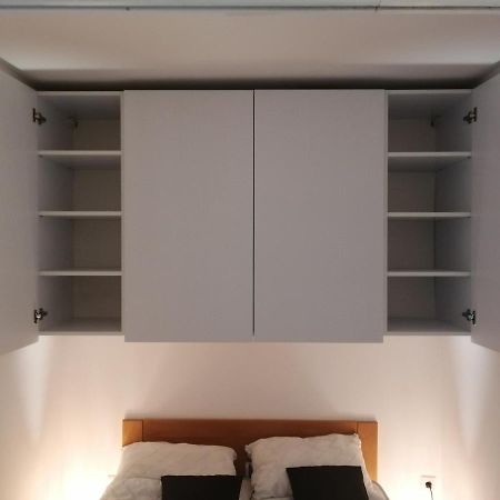 Small Modern Apartment With Parking Place Sarajevo Exterior photo